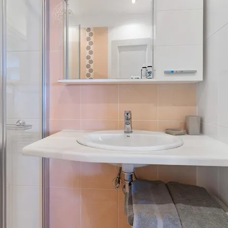 Villa Adiora - Luxury Spacious For Big Groups Sývota