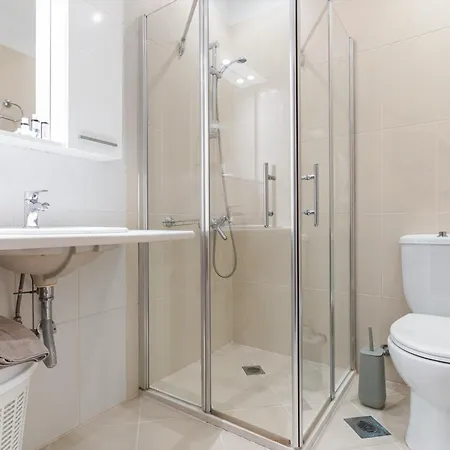 Villa Adiora - Luxury Spacious For Big Groups