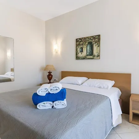 Villa Adiora - Luxury Spacious For Big Groups Sývota