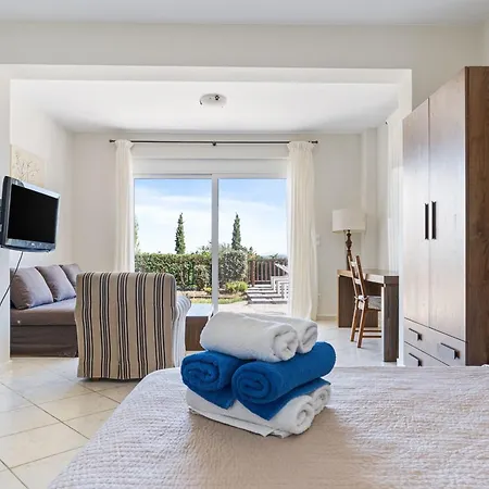 Adiora - Luxury Spacious For Big Groups Villa Sývota