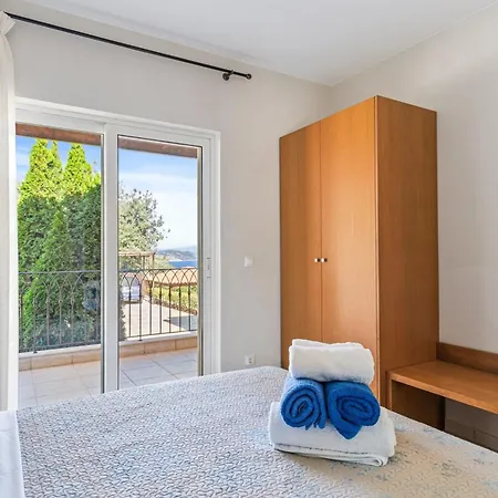 Villa Adiora - Luxury Spacious For Big Groups *