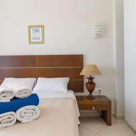 Adiora - Luxury Spacious For Big Groups *