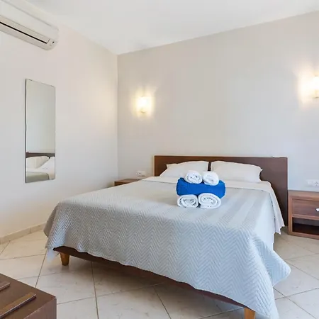 Adiora - Luxury Spacious For Big Groups