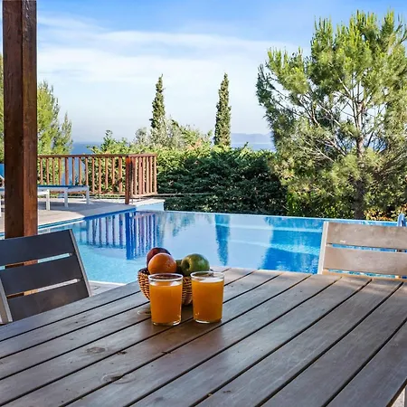 Adiora - Luxury Spacious For Big Groups Villa